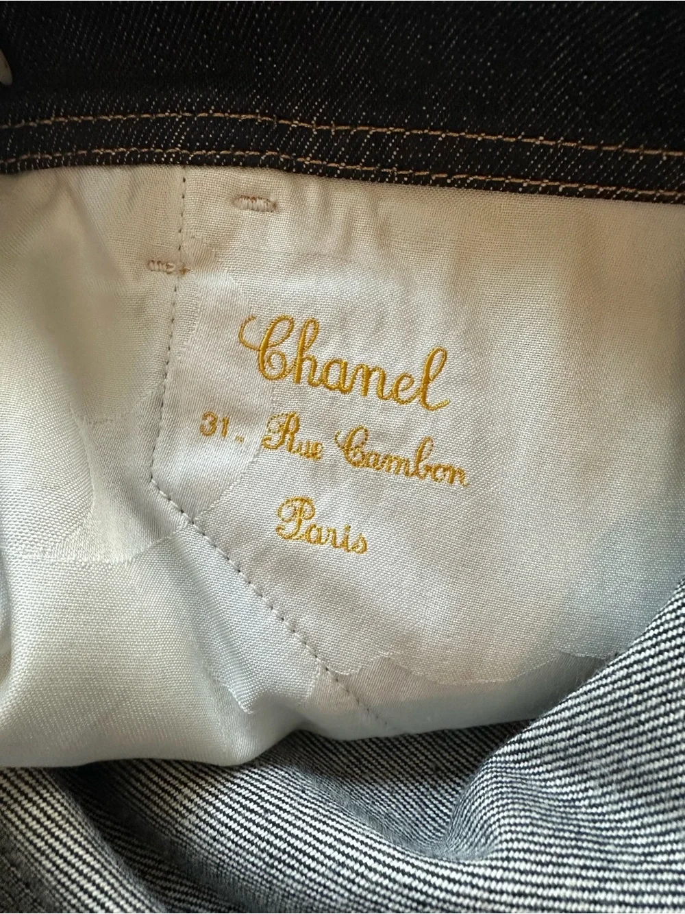 Chanel 26b Blazy Dark Blue Denim large CC Logo Cargo Jeans Size 36